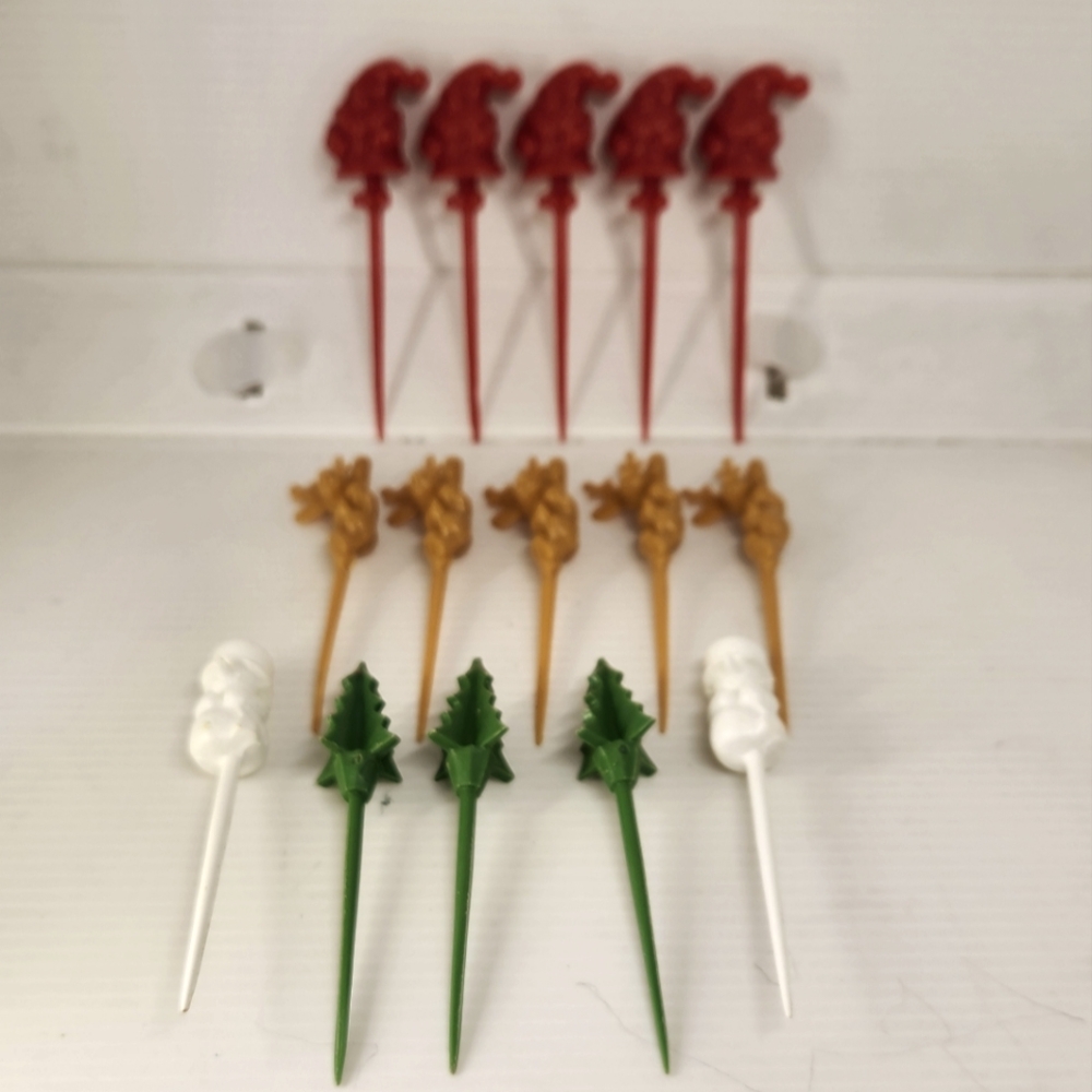 15 Vintage Hallmark Christmas Hors D'oeuvre Cocktail Picks Party Supply